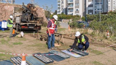 İzmir Büyükşehir Belediye Başkanı Dr. Cemil Tugay’ın öncülüğünde, kenti depreme